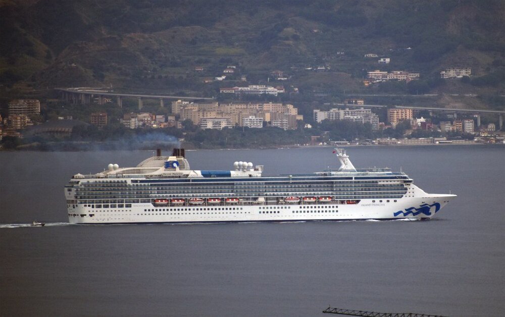 DSC_0611_Island_Princess.thumb.JPG.4269bdad942425d1ca7cc2cf1a0d2e3f.JPG